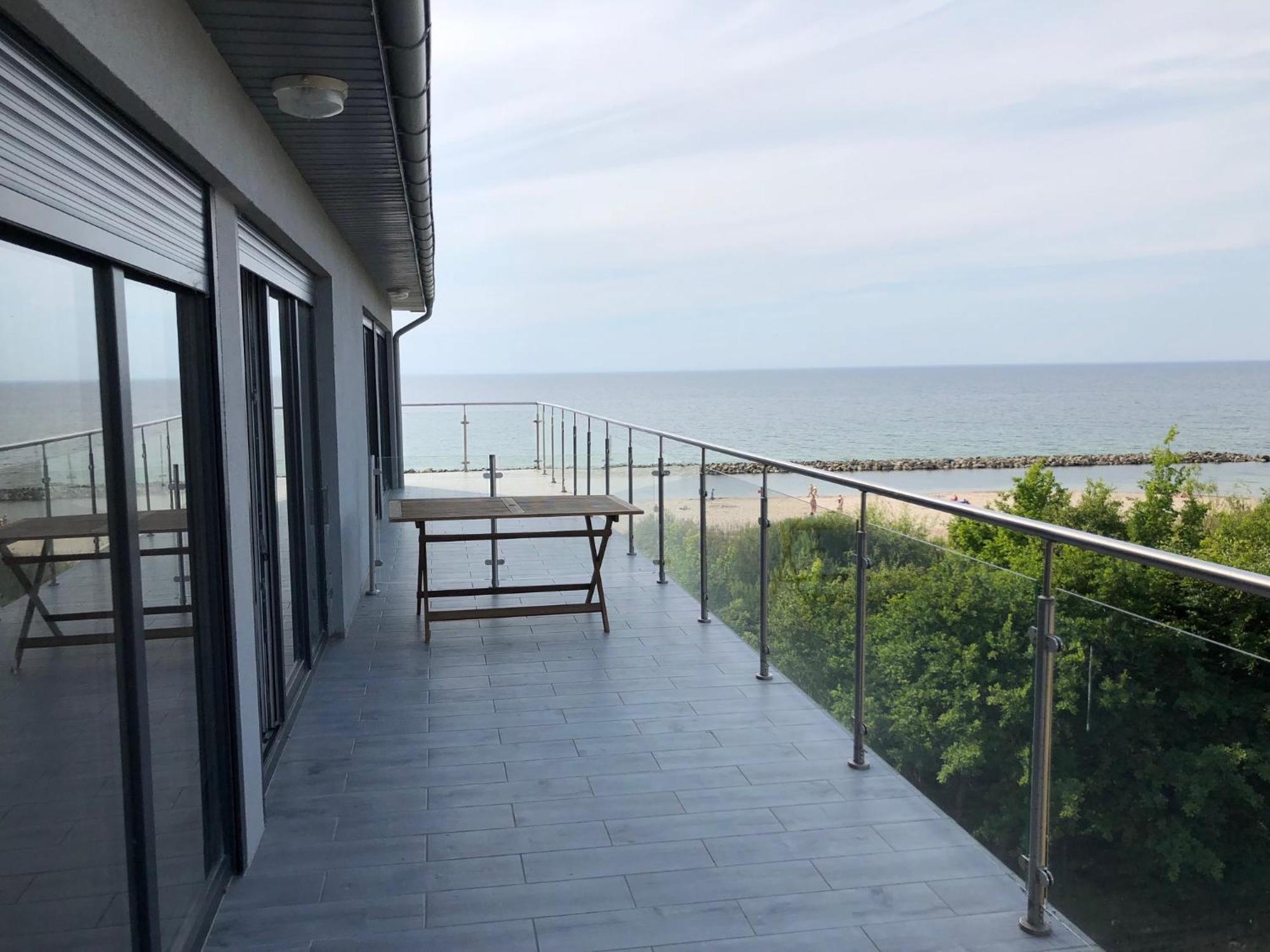 Apartamentowiec Amon Przy Plazy 16 I 19 Ujście-Darłowskie Exterior photo